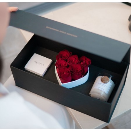 Coffret de Roses en Forme...